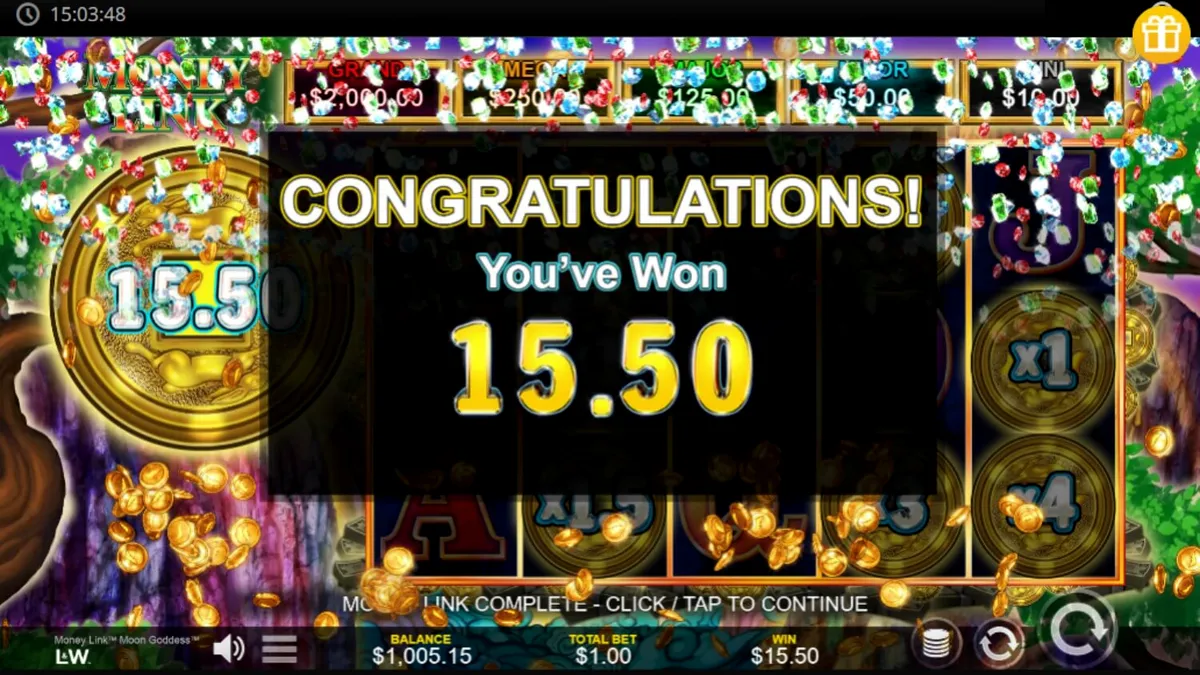 Money Link Moon Goddess slot machine interface na may mga simbolo ng buwan at bulaklak